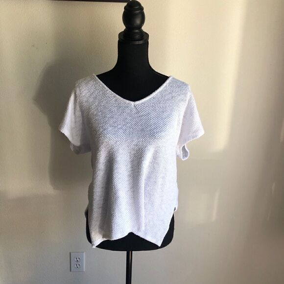 Knit White Boxy Short Sleeve Top - Picture 1 of 7